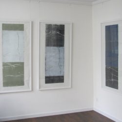 Abb. links: "Zarte Schönheit", rechts "Ruhe", H 138 x B 70 cm